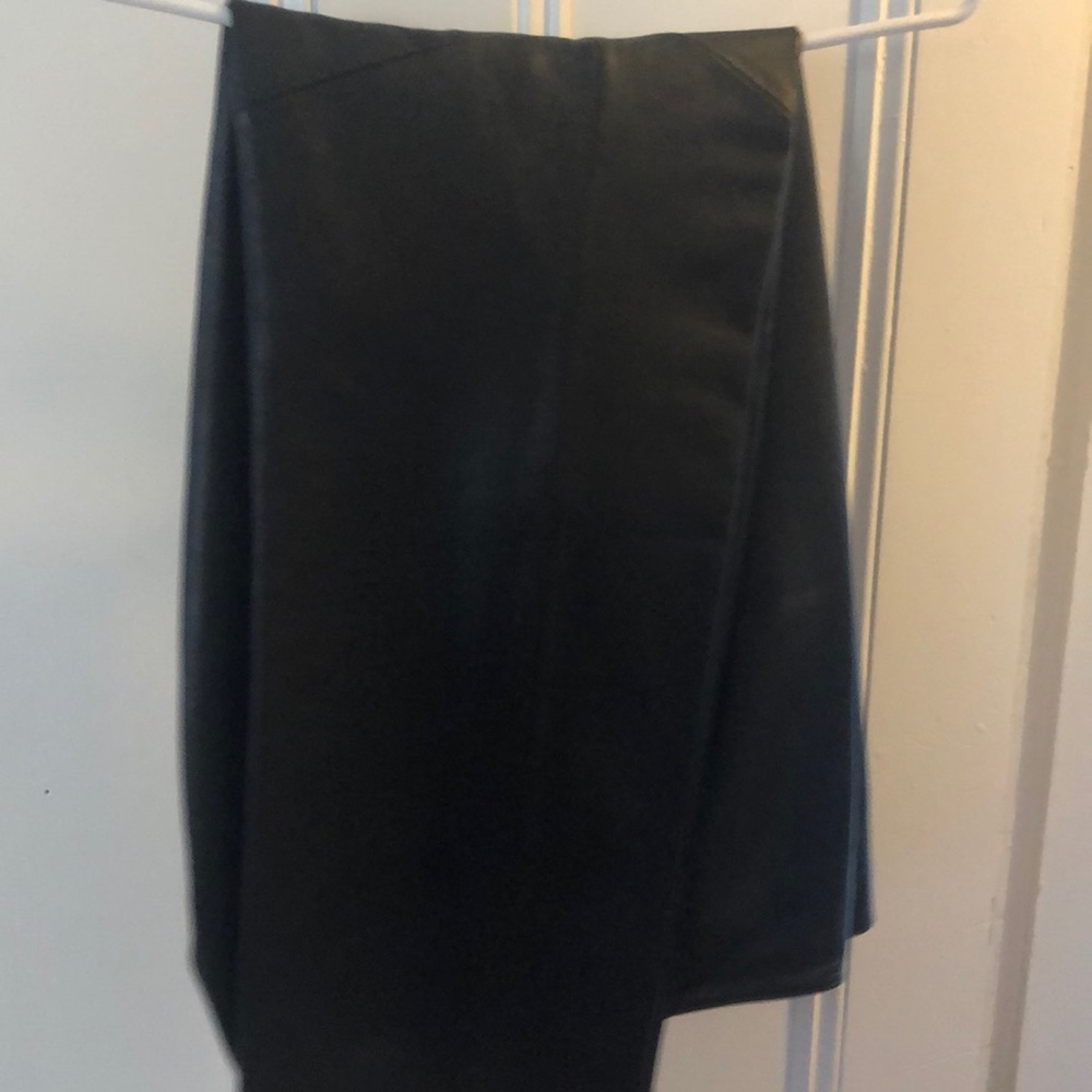 Willi Smith Collection blk leather zip front 12